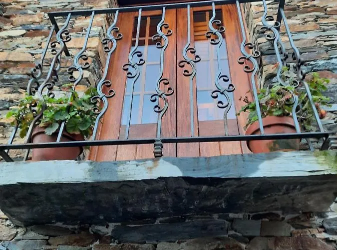 Casa Da Eira De Cima Chão Sobral